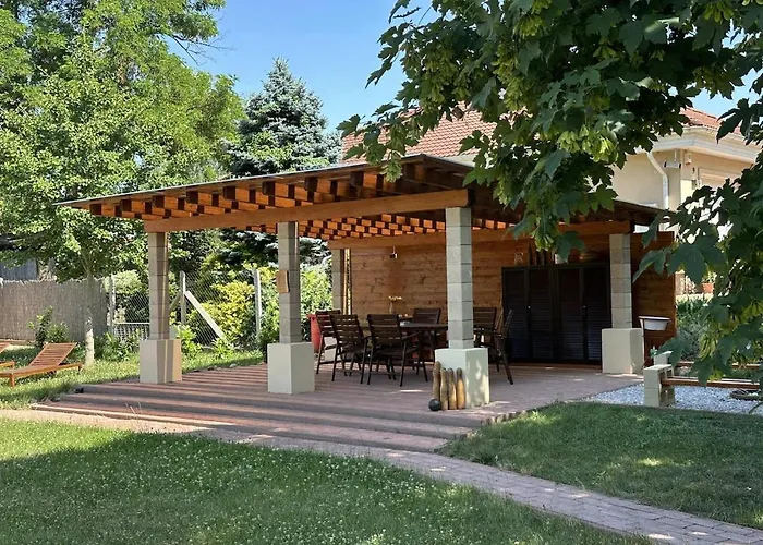 Tariczky Vendeghaz * Tiszafüred